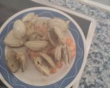 Foto del paso 7 de la receta Espaguetis con Almejas y Gambones en Salsa Verde
