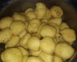 सूजी रवा के दही भल्ले(suji rawa k dahi bhalle recipe in hindi) रेसिपी चरण 3 फोटो