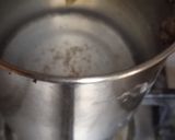 A picture of step 1 of Cardamom Tea.