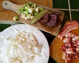 Foto del paso 2 de la receta: Faves a la catalana 😋😋 🟨🟥🟨🟥🟨🟥🟨🟥🟨