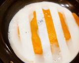 A picture of step 5 of Striped cheese Omelette.