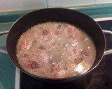Foto del paso 2 de la receta: Guiso de Cuartos Traseros de Pollo
