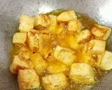 A picture of step 1 of Makhni Paneer Korma.