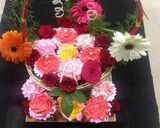 A picture of step 11 of Cup cake bouquet.