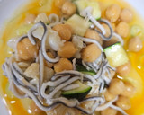 Foto del paso 6 de la receta: Anguriñas en pil pil de bacalao y garbanzos con calabacín