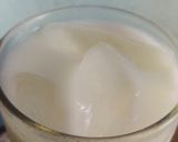 Foto langkah ke 4 dari resep Korean Strawberry Milk.