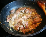 Foto del paso 3 de la receta: Fideuá con hígado de pollo