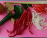 Foto langkah ke 1 dari resep Tom Yum Baso Seafood Dapur Kilat.