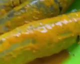 Gambar langkah 3 resipi Ikan goreng kari.