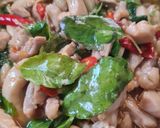 รูปขั้นตอนการทำที่ 2 ของ กะเพราไก่