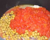 Foto del paso 2 de la receta: Conejo al vino tinto con hongos secos