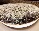Foto del paso 8 de la receta Bizcocho de oreo y maría hojaldrada, con cobertura de chocolate negro y blanco