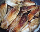 Une image de l'étape 1 de Tatin d'endives au vinaigre balsamique.