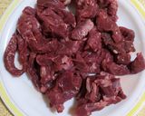 Foto del paso 2 de la receta: Ternera con pimientos verdes