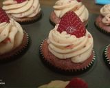 Foto del paso 4 de la receta: Cupcakes de frutillas frescas