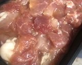 รูปขั้นตอนการทำที่ 2 ของ แกงกะหรี่หมู 🍛
