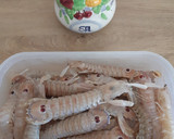 Foto del paso 1 de la receta: Cocer galeras en olla gm g