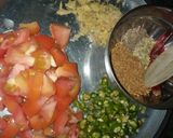 कद्दू की स्वादिष्ट खट्टी मीठी सब्ज़ी (Pumpkin Sabji Recipe In Hindi) रेसिपी चरण 1 फोटो