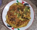 Foto langkah ke 4 dari resep Telur dadar daun bawang kornet.