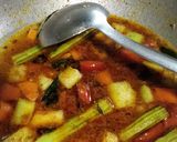 मेदूवडा सांबार (medu vada sambhar recipe in marathi) रेसिपी स्टेप 7 फोटो 