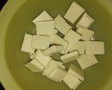 Foto del passaggio 3 della ricetta Crostata di frutta con base di mousse