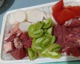 Foto langkah ke 1 dari resep Asem Asem Daging Sapi.
