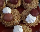 صورة لخطوة 1 من وصفة تارتولات بكريمة سهلة وبنينة 🍓❤