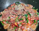 Foto langkah ke 3 dari resep Ikan Cencaru Suwir Pedas.