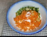 Foto langkah ke 1 dari resep Pangsit goreng untuk pelengkap bakso.