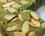 Foto langkah ke 7 dari resep Almond Matcha Brownies.