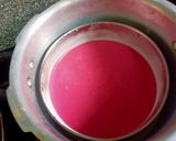 एग्गलेस स्ट्रॉबेरी केक(eggless strawberry cake recepie in hindi) रेसिपी चरण 7 फोटो