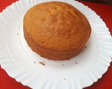 A picture of step 6 of Semi naked vanilla cake.