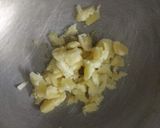 A picture of step 2 of Til chikki.