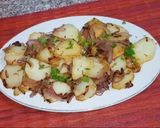 صورة لخطوة 5 من وصفة البطاطا بالبصل 🥔🤤