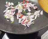 Foto langkah ke 2 dari resep Tumis Terong Tahu Pedas.