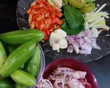 Foto langkah ke 1 dari resep Asin cumi tumis pedas.