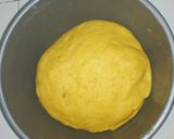 Foto langkah ke 3 dari resep Donat Ubi Kuning ala anak kost.