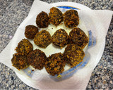 Foto del paso 4 de la receta: Ferreros de morcilla con manzana y cereales