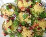 A picture of step 6 of Palak Papdi Chat.