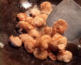 Foto langkah ke 1 dari resep Udang Bawang Putih.