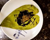 A picture of step 4 of Chocolate Paan.