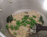 સાઉથ ઇન્ડિયન ઉપમા (South Indian Upma Recipe In Gujarati) રેસીપી સ્ટેપ3ફોટો
