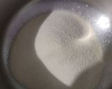 A picture of step 1 of Rava Uttapam.