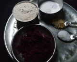 हेल्दी  बीटरूट पॅनकेक (beetroot pancake recipe in marathi) रेसिपी स्टेप 1 फोटो 