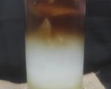 Foto langkah ke 3 dari resep Es Kopi Tubruk Air Kelapa.