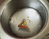 A picture of step 1 of Kashmiri Kawa.