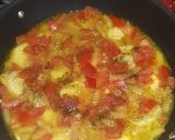 Foto del paso 4 de la receta: Filet de pescado con papas, tomate y fideo