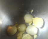 A picture of step 5 of Deviled Eggs in a Salad.