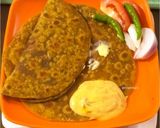 A picture of step 7 of Mango (Aam) Paratha: Ripe Mangoes.