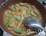A picture of step 2 of Hara Baingan Masala.
